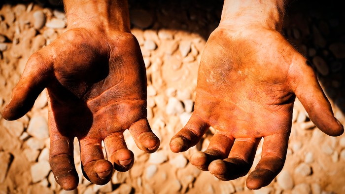 Dirty Fingernails: For mechanics in Afghanistan filthy hands means finished repairs